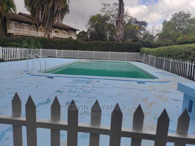4bdrm Villa in Karen for Rent