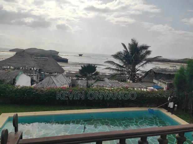 Furnished 6bdrm Villa in Watamu for sale
