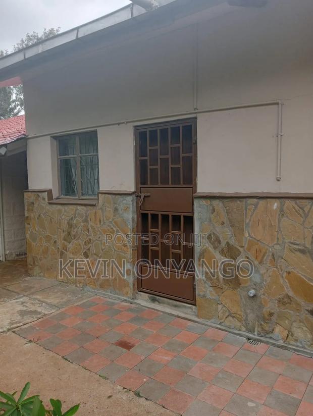 3bdrm Bungalow in Karen for rent