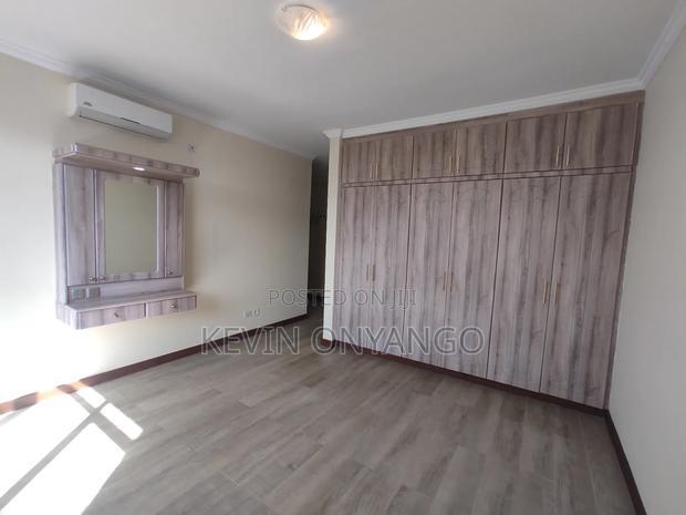 4bdrm Duplex in Parklands for rent