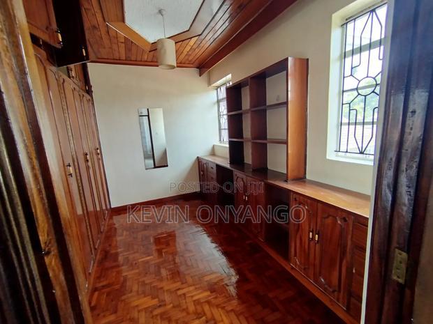 6bdrm Mansion in Runda for rent