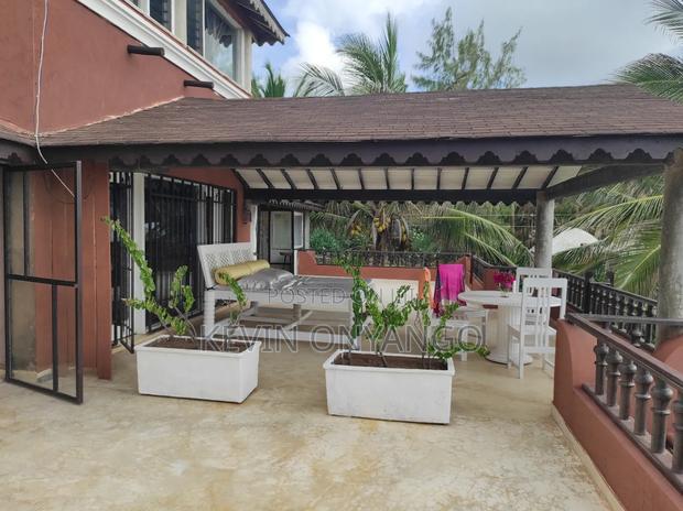 Furnished 6bdrm Villa in Watamu for sale