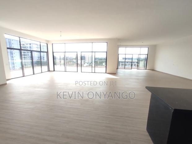 3bdrm Penthouse in Lavington for sale