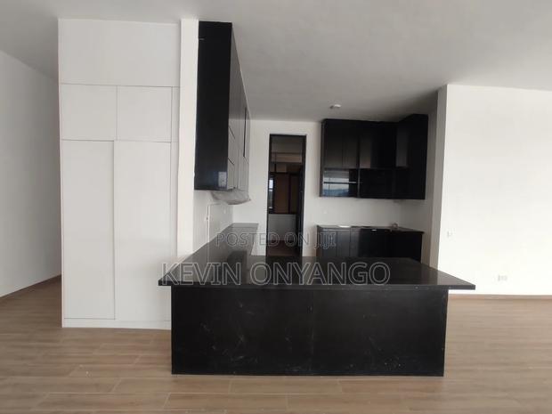 3bdrm Penthouse in Lavington for sale