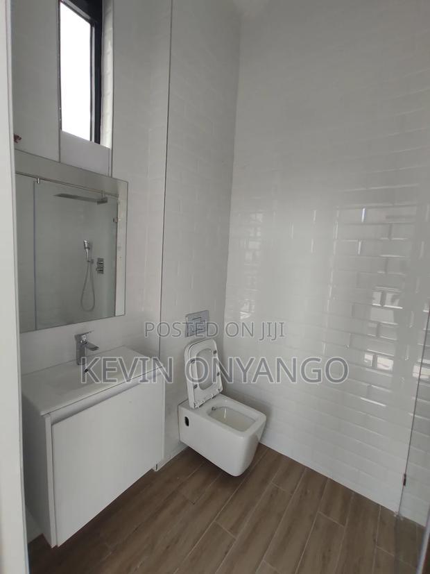 3bdrm Penthouse in Lavington for sale