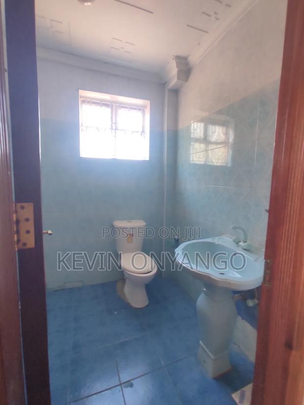 5 Bedroom Maisonette Commercial House for Rent