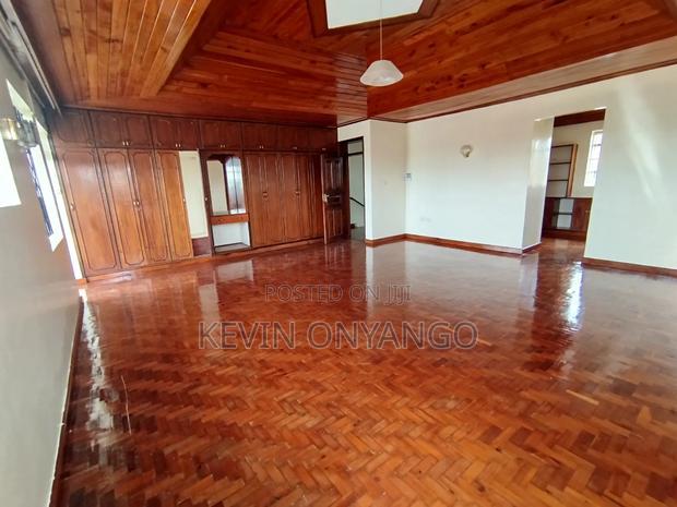 6bdrm Mansion in Runda for rent