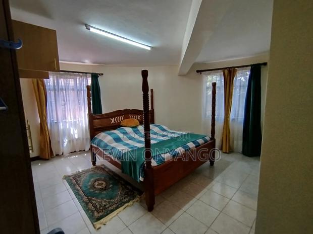 Furnished 2bdrm House in Runda for rent