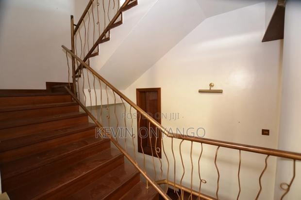 5bdrm House in Runda for rent
