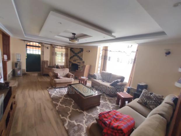6bdrm House in Kerarapon for sale