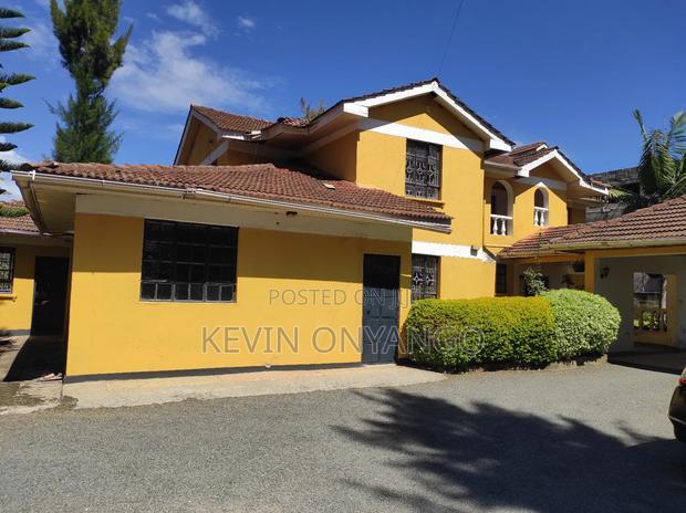 5 Bedroom Maisonette Commercial House for Rent