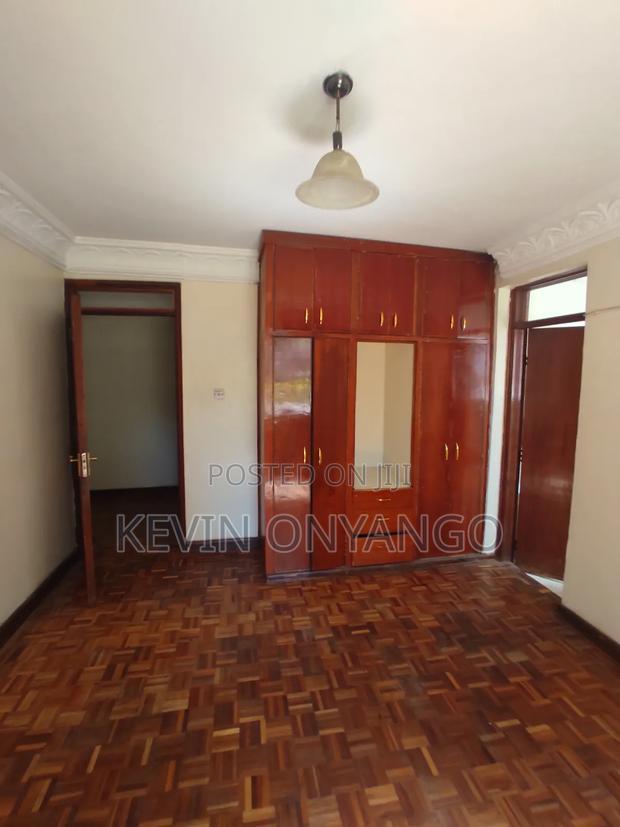 5 Bedroom Maisonette Commercial House for Rent
