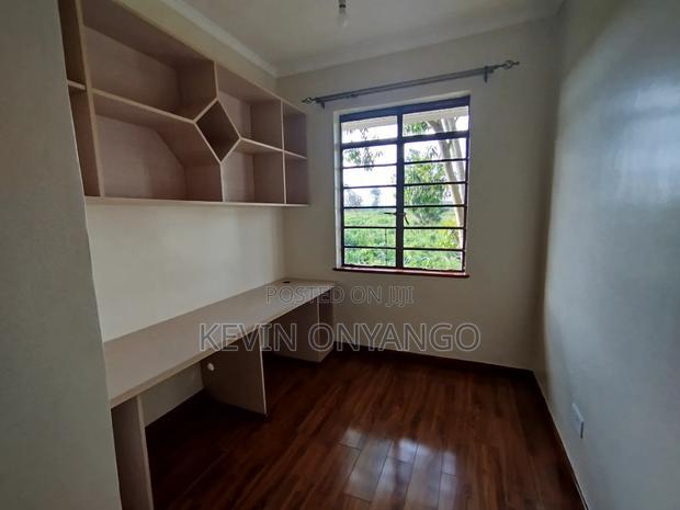 4bdrm House in Runda Paradise for rent