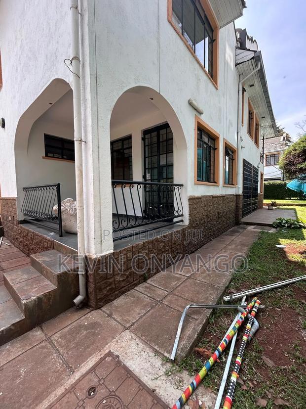 5bdrm Townhouse / Terrace in Lavington for rent