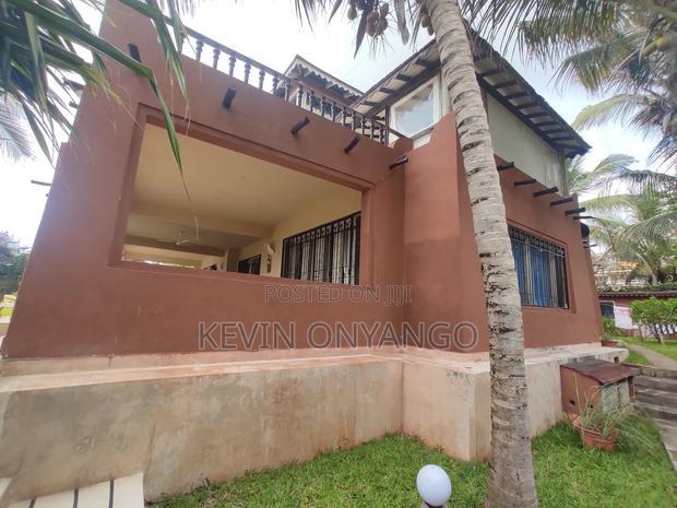 Furnished 6bdrm Villa in Watamu for sale