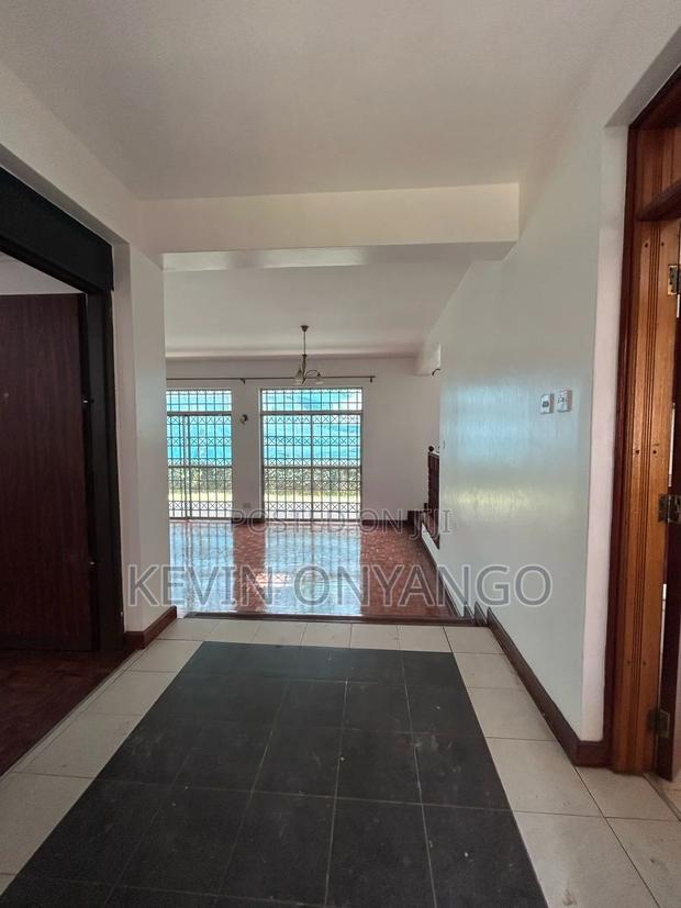 5bdrm Townhouse / Terrace in Lavington for rent