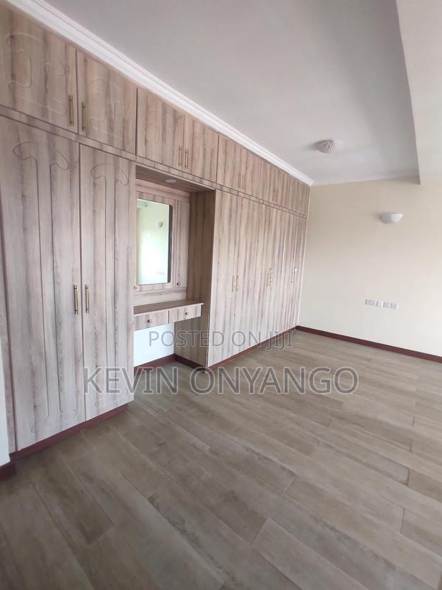 4bdrm Duplex in Parklands for rent