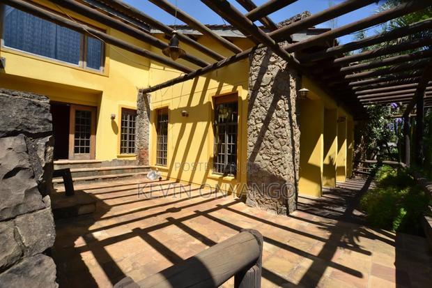 5bdrm House in Runda for rent