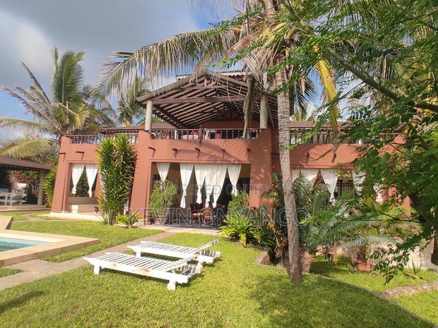 Furnished 6bdrm Villa in Watamu for sale