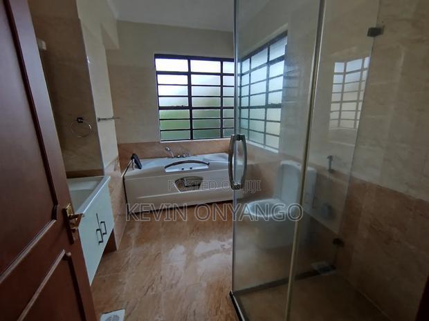 4bdrm House in Runda Paradise for rent
