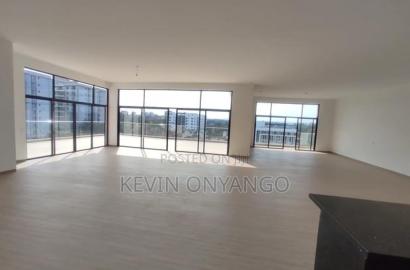 3bdrm Penthouse in Lavington for sale