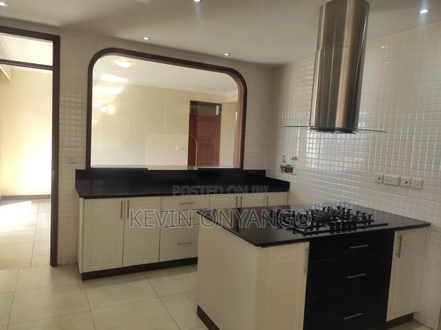 4bdrm Duplex in Parklands for rent
