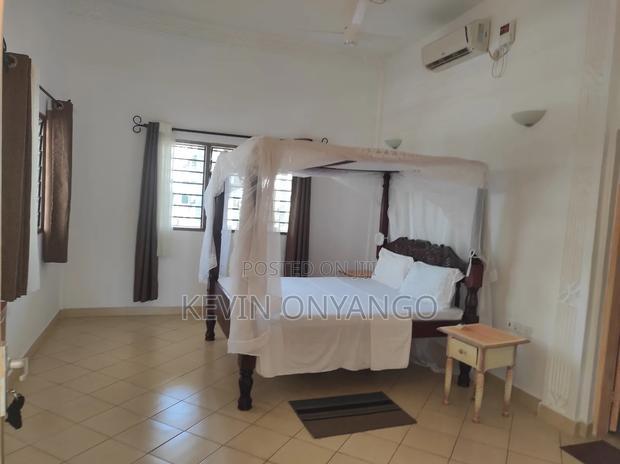 Furnished 6bdrm Villa in Watamu for sale
