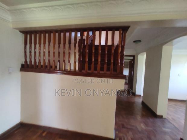 5 Bedroom Maisonette Commercial House for Rent