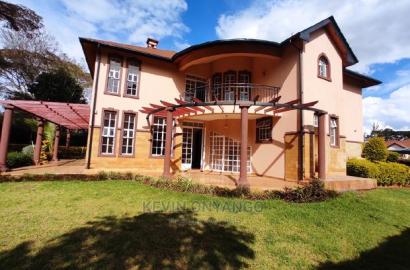 4bdrm Villa in Karen for Rent
