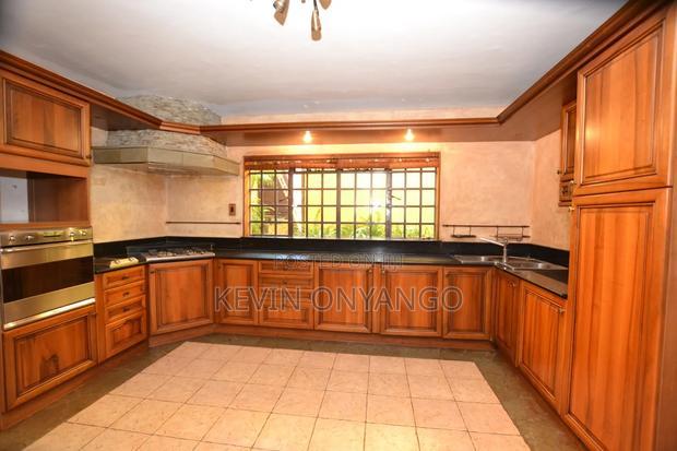 5bdrm House in Runda for rent