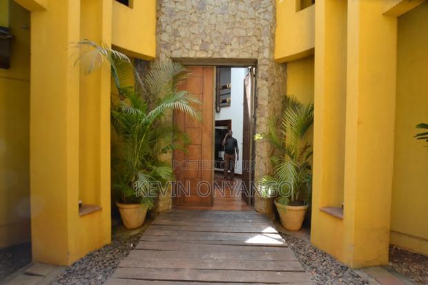 5bdrm House in Runda for rent