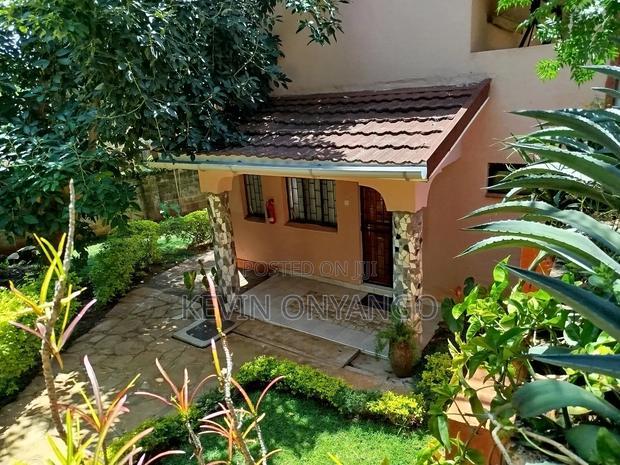 Furnished 2bdrm House in Runda for rent