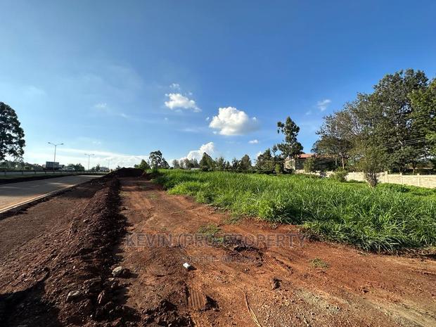 One Acre Block Land Touching Southern Bypass Tarmac Thogoto.