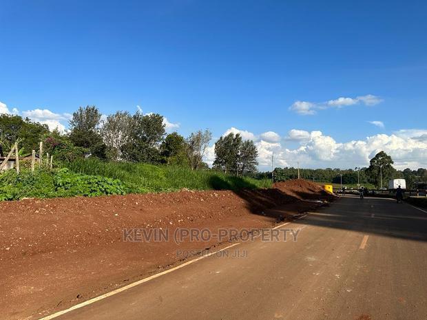 One Acre Block Land Touching Southern Bypass Tarmac Thogoto.