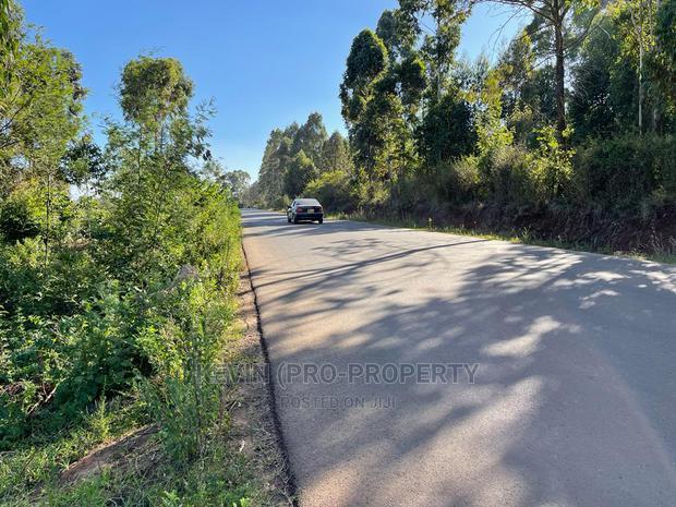 Prime Plot for Sale Touching Tarmac in Kikuyu, Ondiri.
