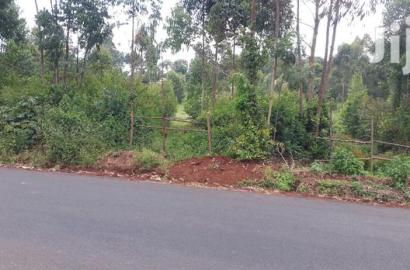 Prime 50by100ft Plot for Sale on Tarmac in Kikuyu Ondiri