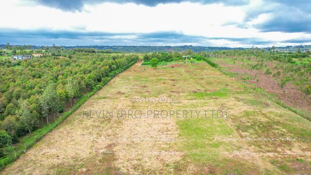 Prime Plots For Sale In A Gated Community Concept In Thigio