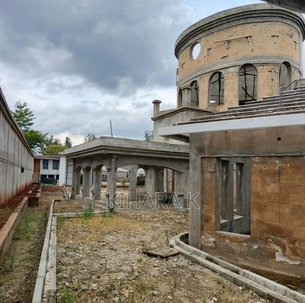 5bdrm Mansion in Rimpa for sale