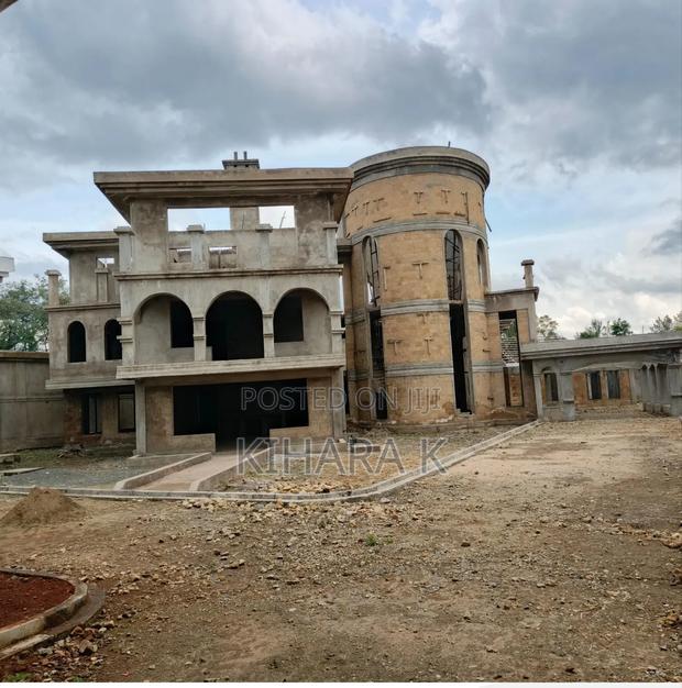 5bdrm Mansion in Rimpa for sale
