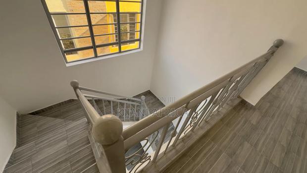 4bdrm Maisonette in Joska for sale