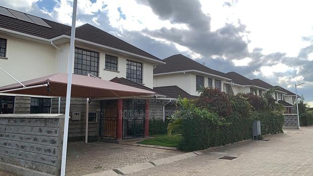 5bdrm Mansion in Kitengela for rent