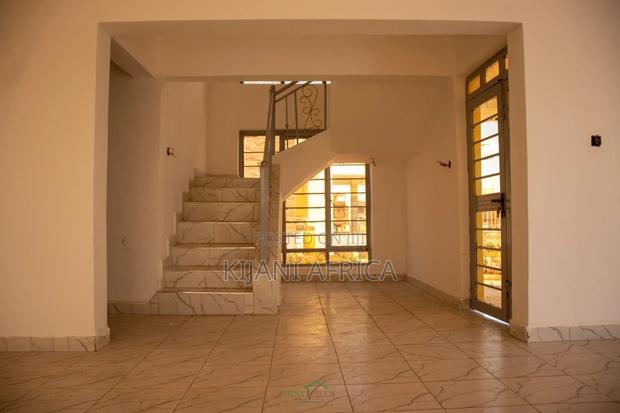 4bdrm Maisonette in Joska for rent