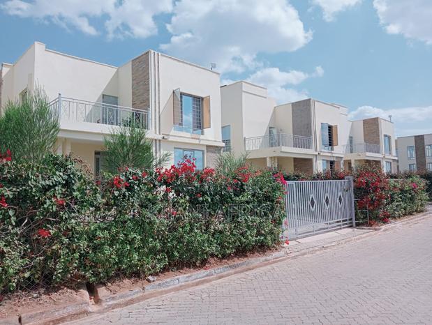 4bdrm Maisonette in Joska for sale
