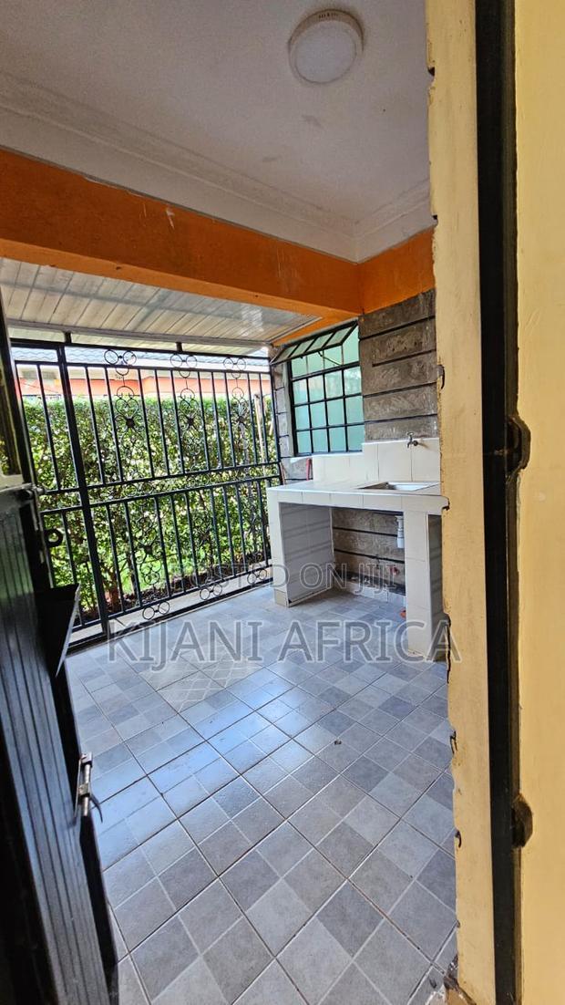 3bdrm Bungalow in Kenyatta Road / Theta for rent