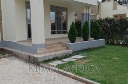 3bdrm Bungalow in Kamulu for rent