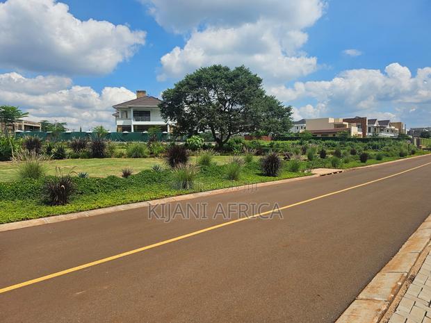 Prime Quarter an Acre Plots in Tatu City