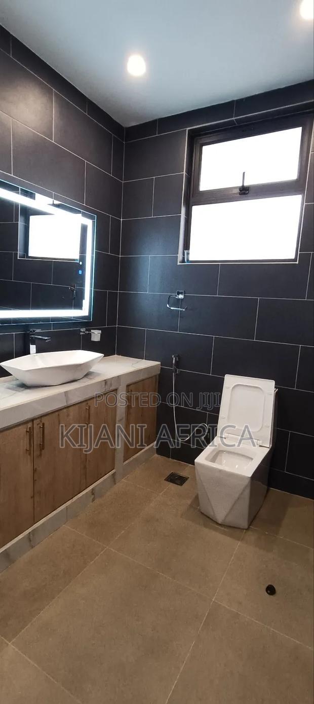 4bdrm Maisonette in Ruaka for sale