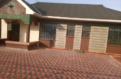 3bdrm Bungalow in Kenyatta Road / Theta for rent