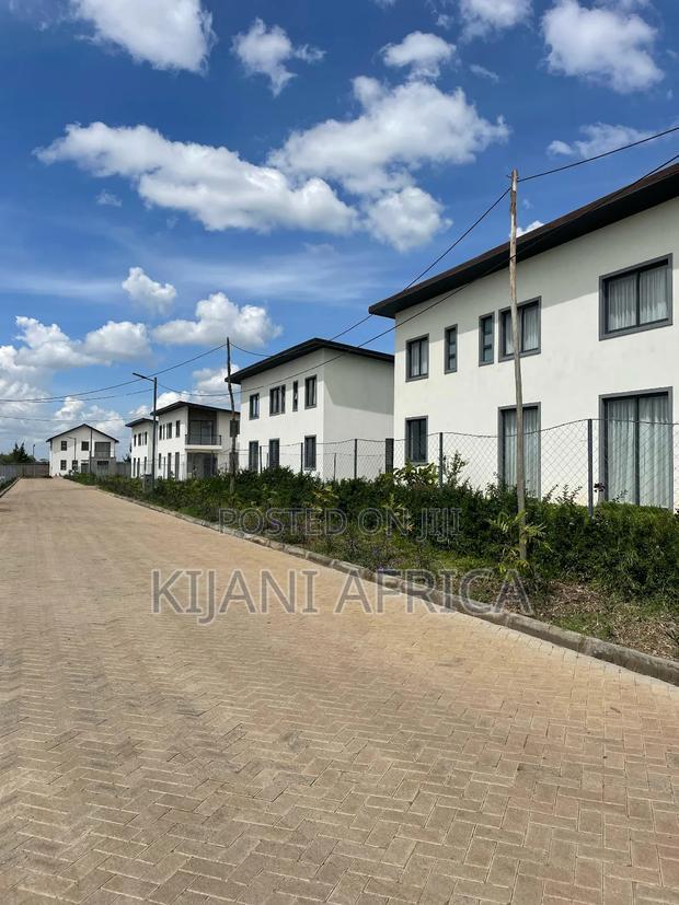 4bdrm House in Maasai Lodge for rent