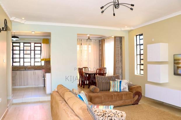 4bdrm Bungalow in Kenyatta Road / Theta for rent